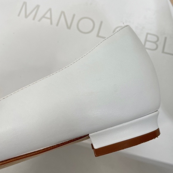 Manolo Blahnik Leather Hangisi Flats - Picture 6 of 7